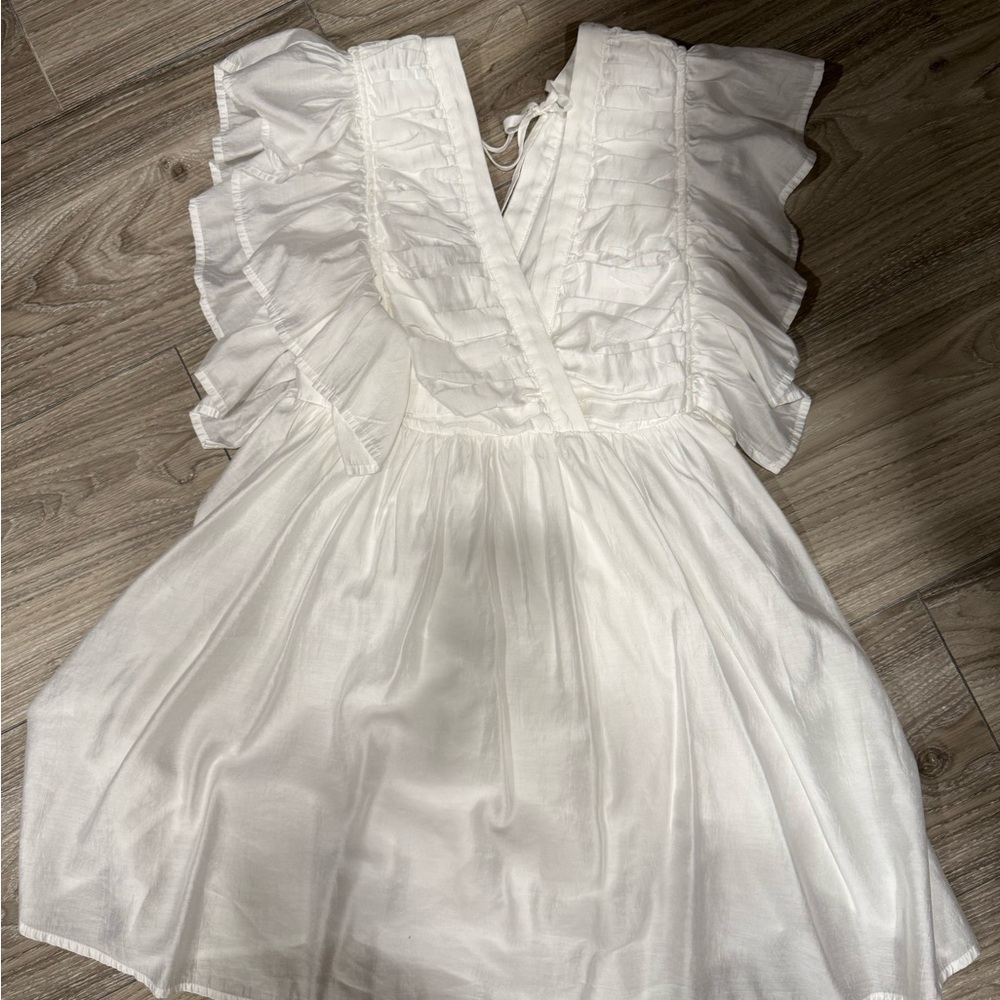 Entro Cream V-Neck Dress
